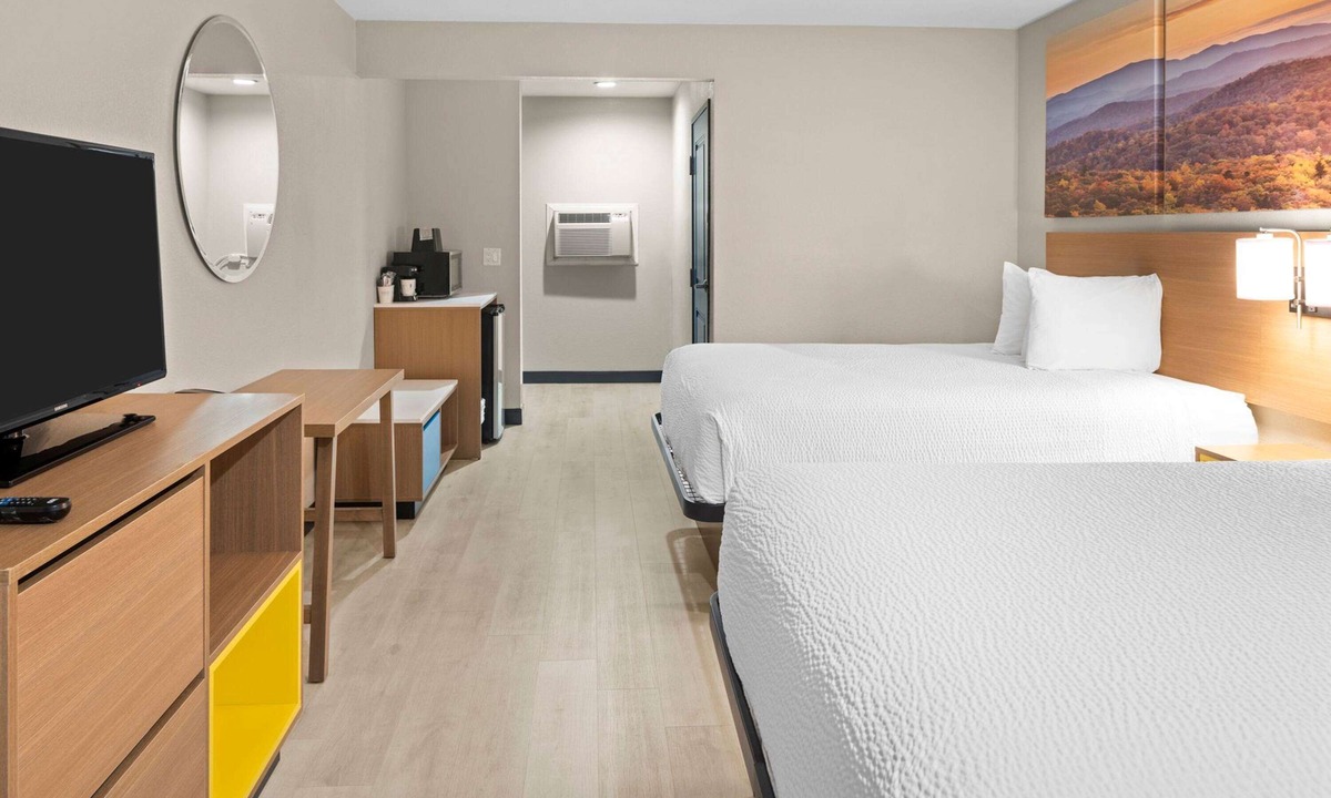 El Cajon Hotel | Days Inn by Wyndham San Diego-East/El Cajon