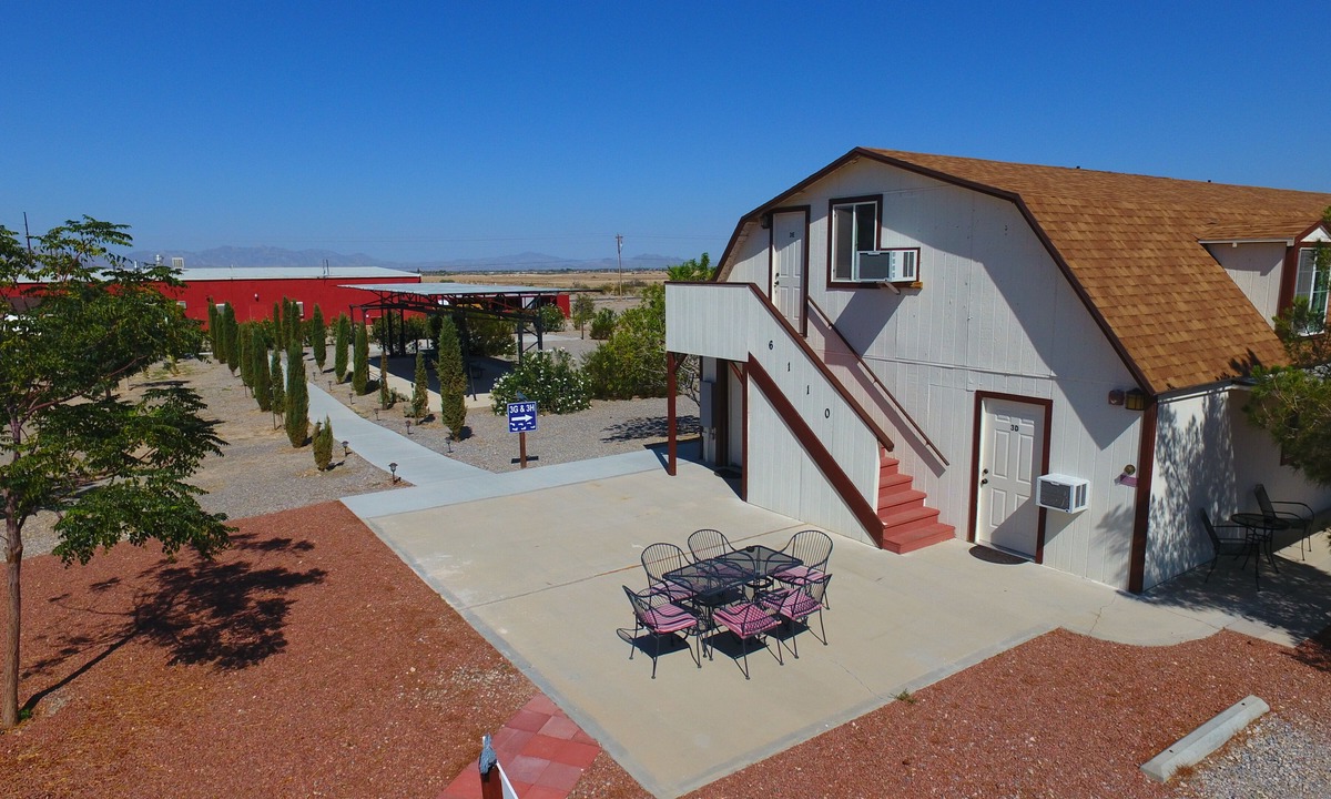 Pahrump Bed & Breakfast | K7 Bed and Breakfast
