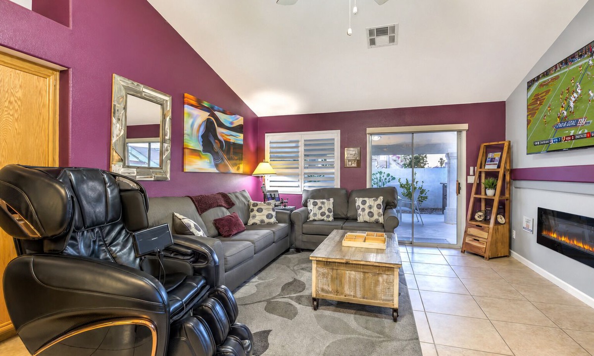 River Mountain Apartment | Arcade, Bikes, Massage Chair, Billiards, Spa, BBQ