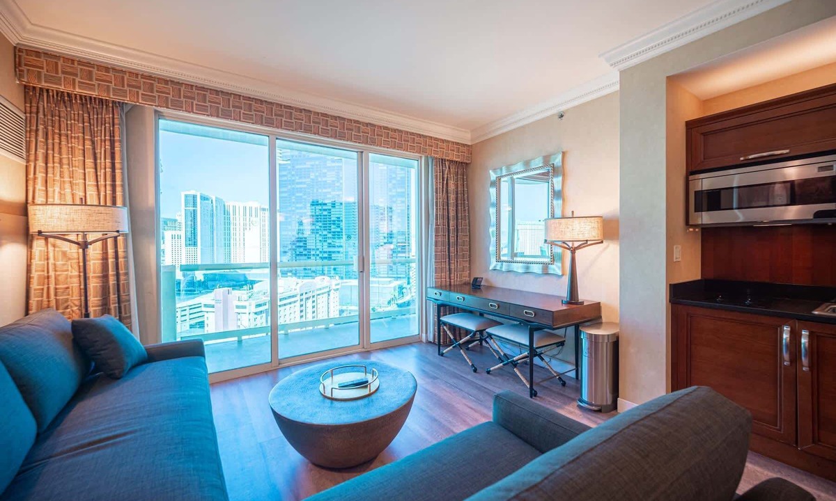 Las Vegas Condo | No Resort Fee Strip View Balcony+ Free Valet+ Pool
