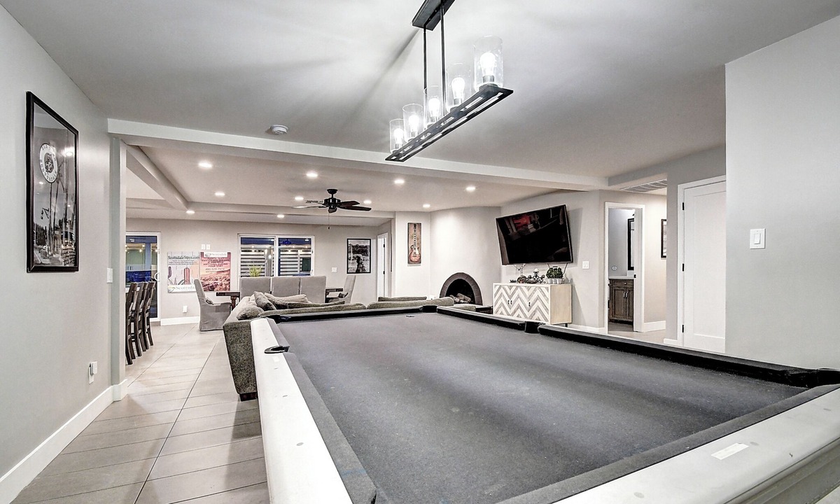 Shea North Estates House | Scottsdalestays: 9BR/6BA Luxury Estate with Pool, Hot Tub & Resort Amenities