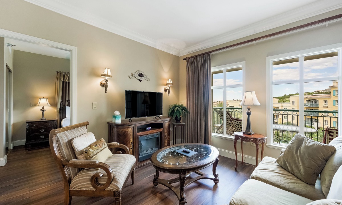 Lake Las Vegas Condo | Magical water views of Lake and Pool! 2 Bed/2bath 30 minutes to the strip