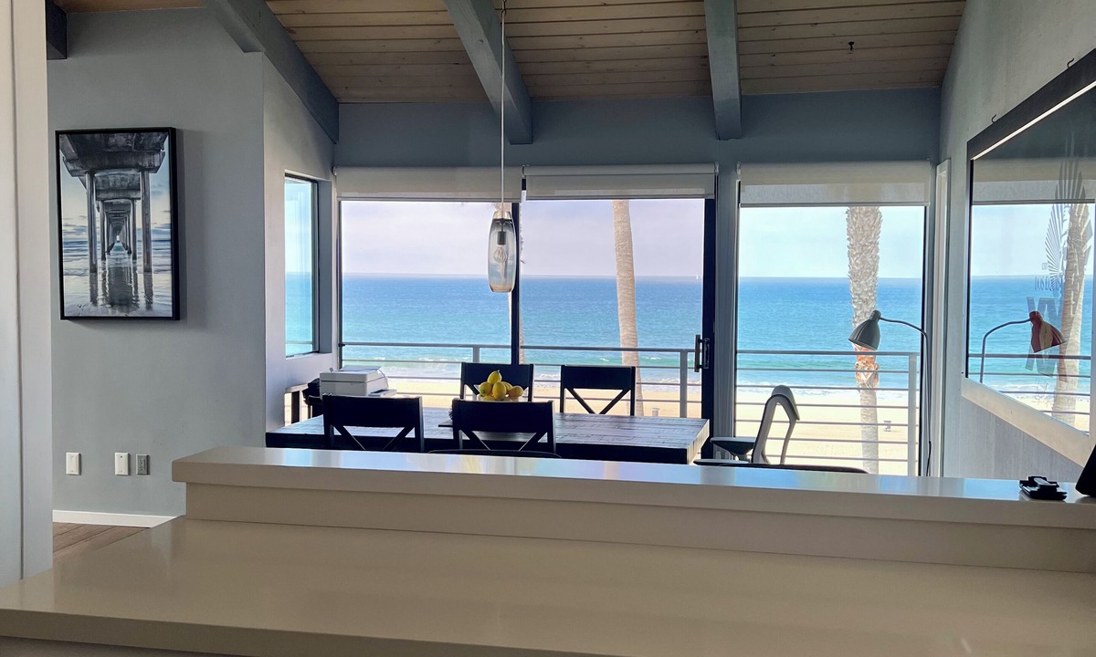 El Porto Condo | Unobstructed Ocean Views! On the Strand. - Accepting under 30 days