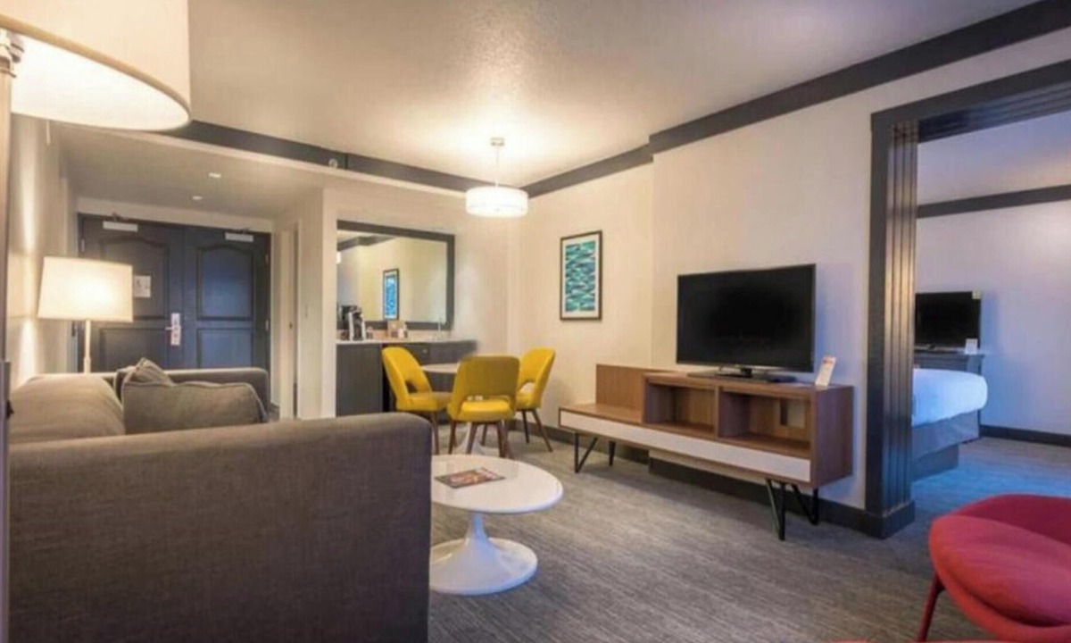 Las Vegas Apartment | Premium King | Strip View | Vegas