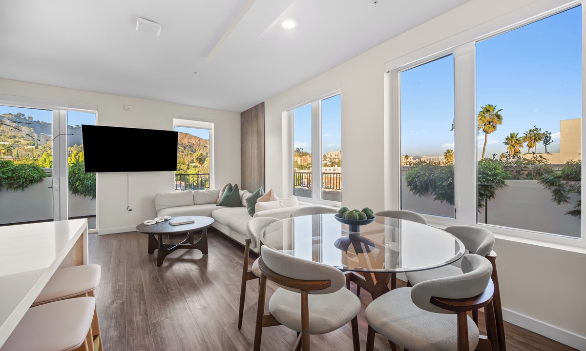 Hollywood Apartment | The Jade Hill' Luxurious Penthouse Two floors Hollywood Hills Pool, Gym, Jacuzzi