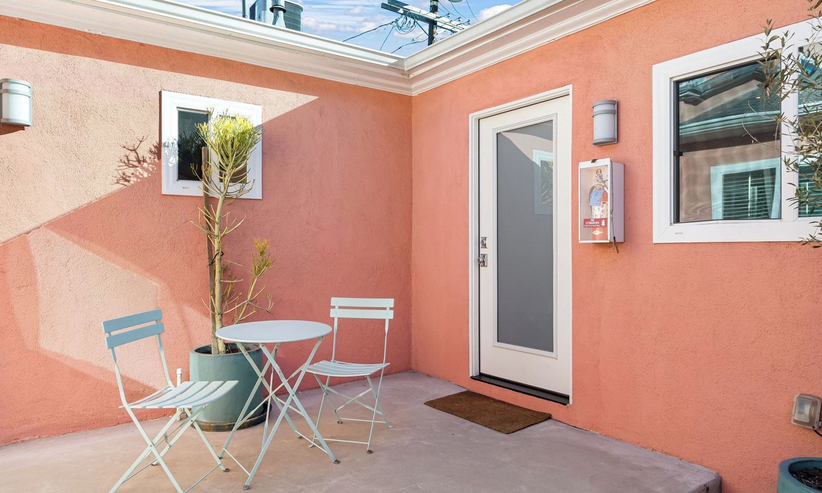 Hollywood Hotel | The Gower Street Bungalows by AvantStay