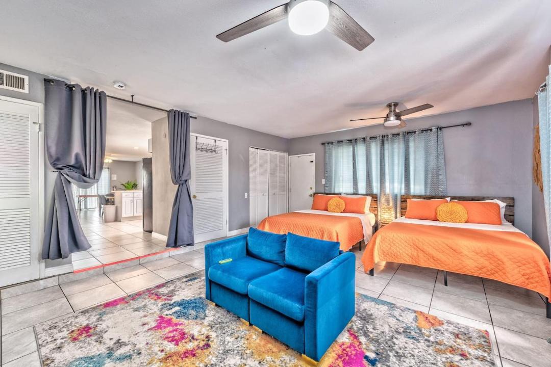 Richfield House | Amazing house 4 miles to the strip