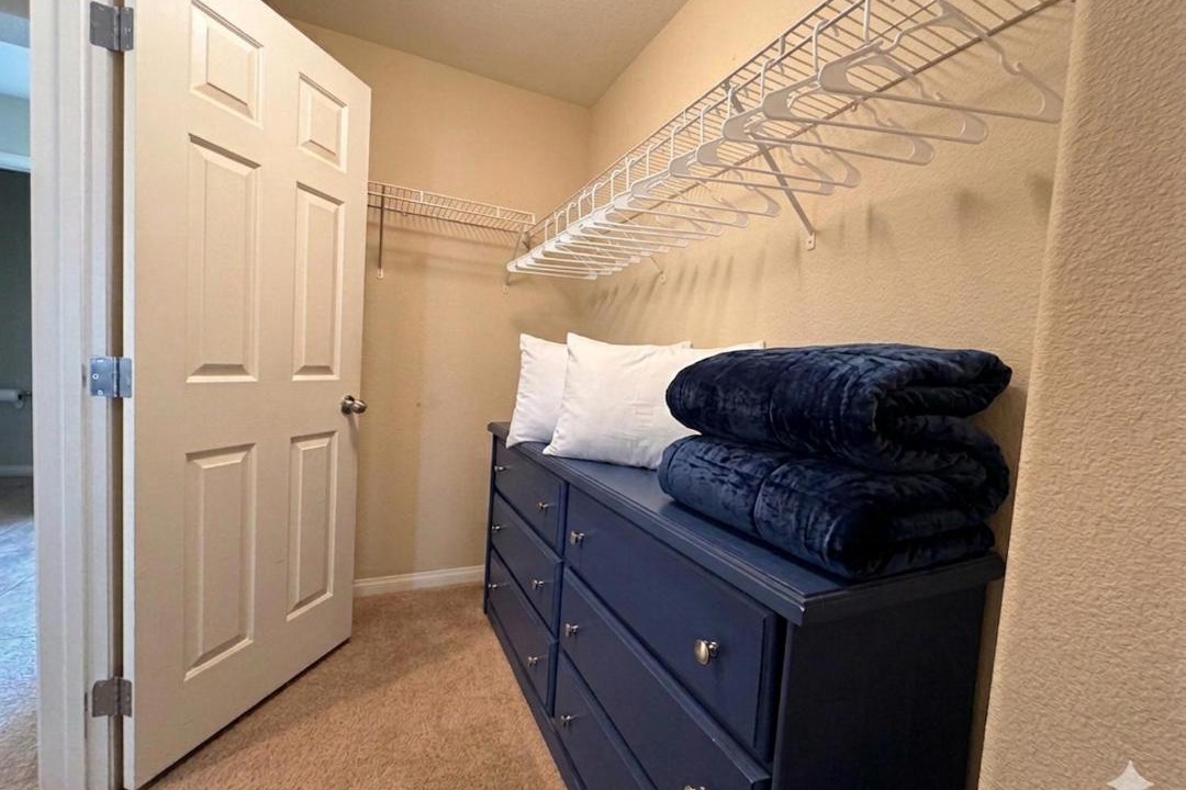 Enterprise House | Family Friendly 3BR w Game Lounge & Garage 10 Min to Strip