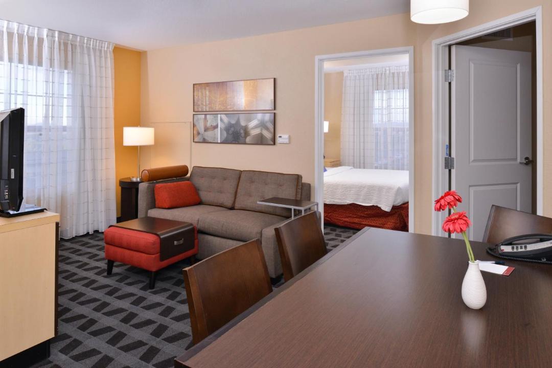 Green Valley Hotel | TownePlace Suites by Marriott Las Vegas Henderson
