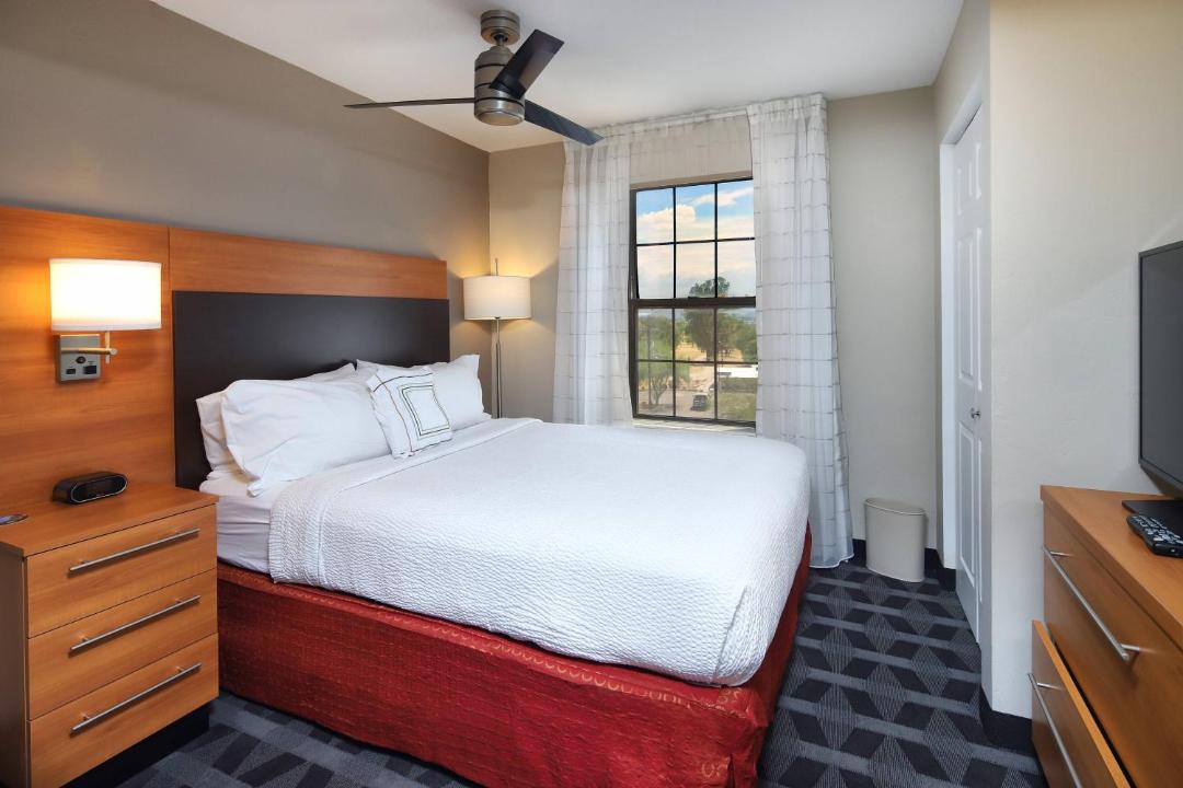 Casas Adobes Hotel | TownePlace Suites Tucson