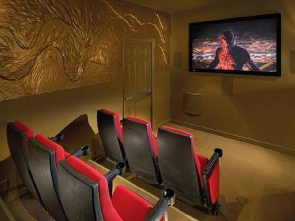 Photo of Livingroom in Peaceful Valley