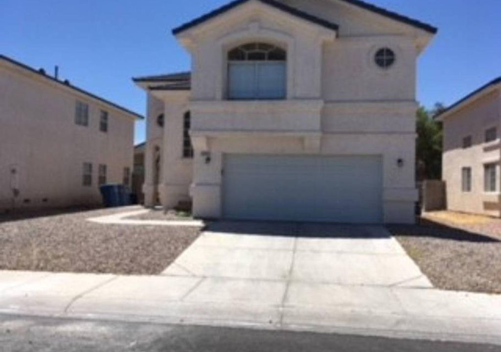 Photo of Buildings in Centennial Hills
