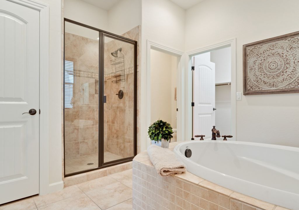 Photo of Bathroom in Talon Retreat