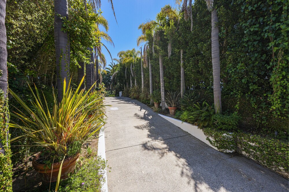 Photo of Outdoor in Country Club