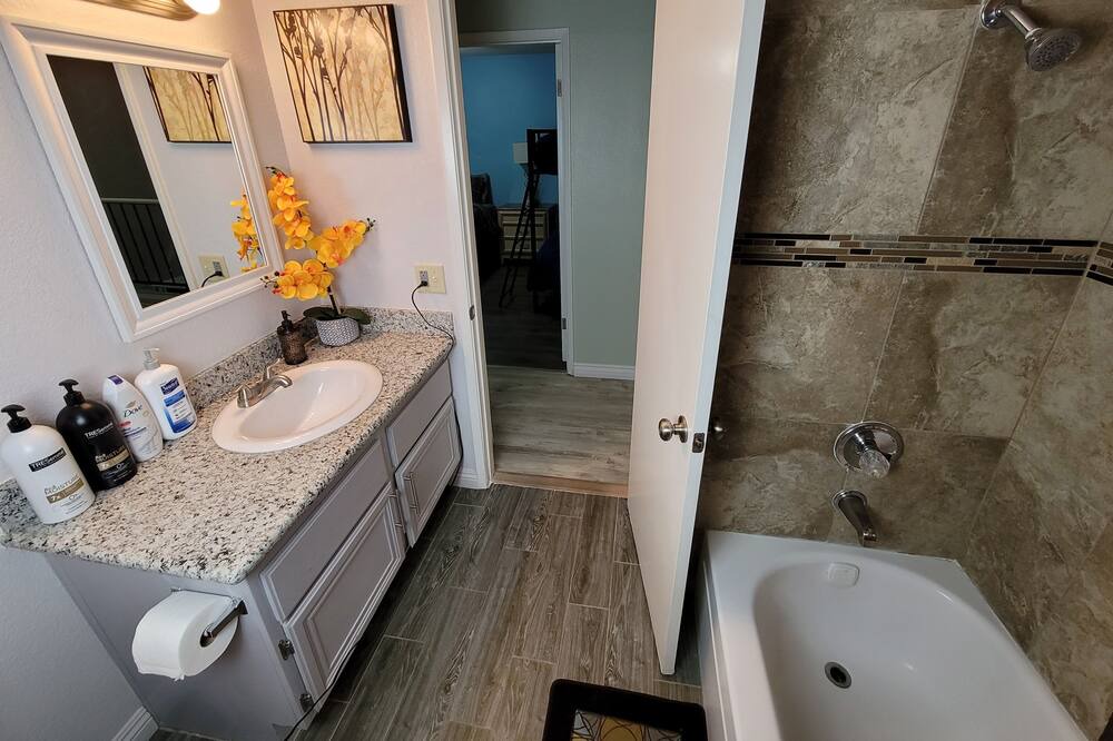Photo of Bathroom in Sunrise Manor