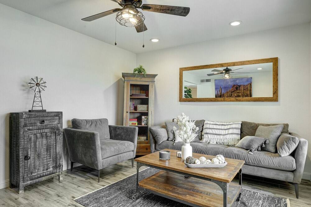 Photo of Livingroom in Mesa Grande