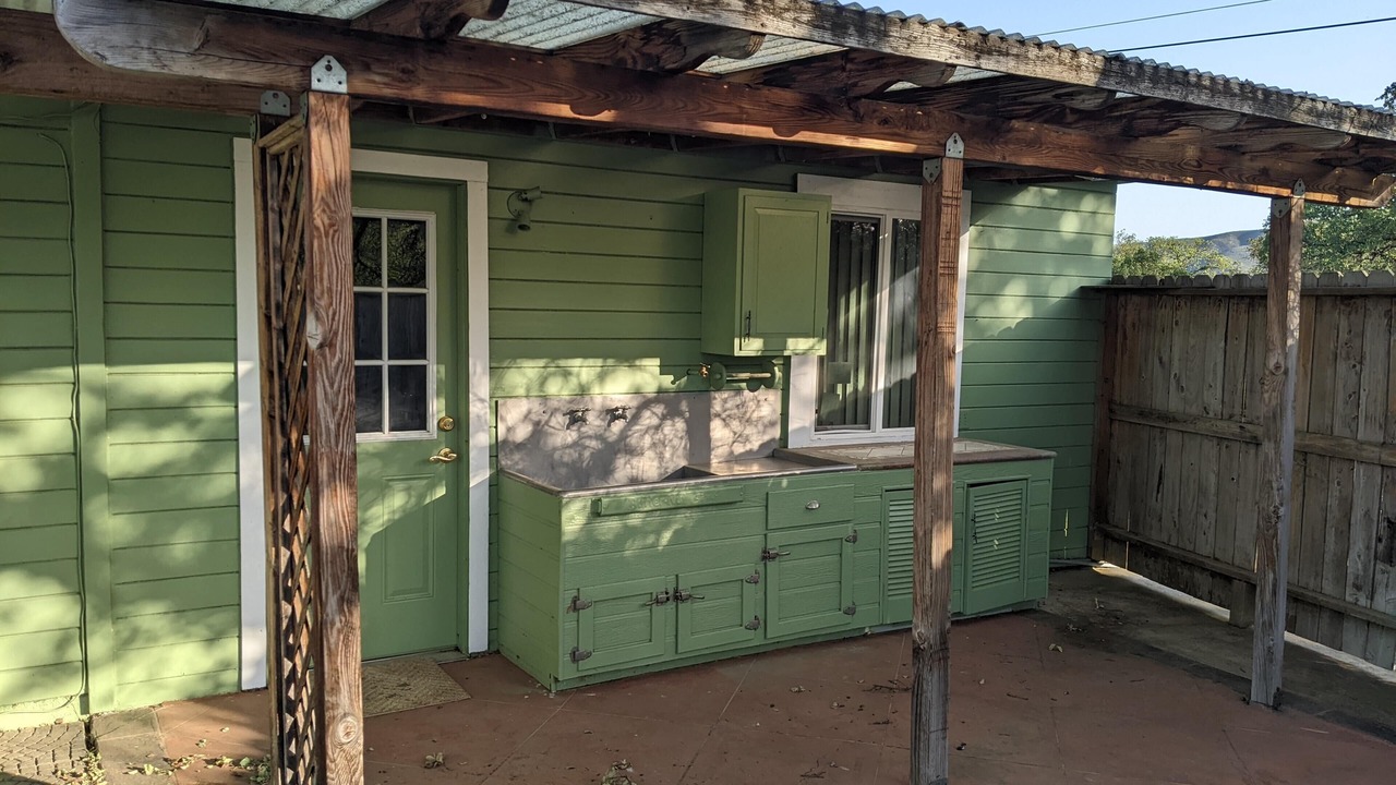 Photo of Patio Balcony in Clearlake Park