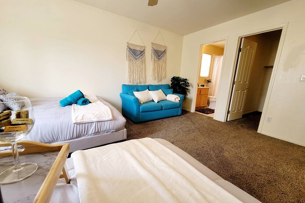 Photo of Bedroom in Spring Valley