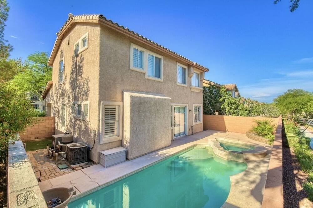 Photo of Bedroom in Summerlin