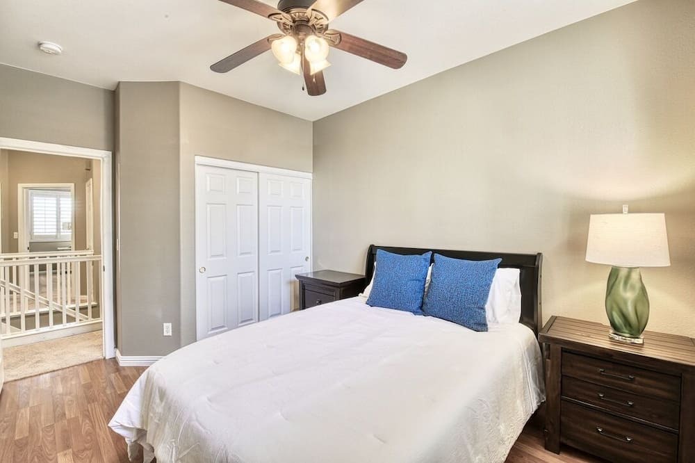 Photo of Bedroom in Summerlin