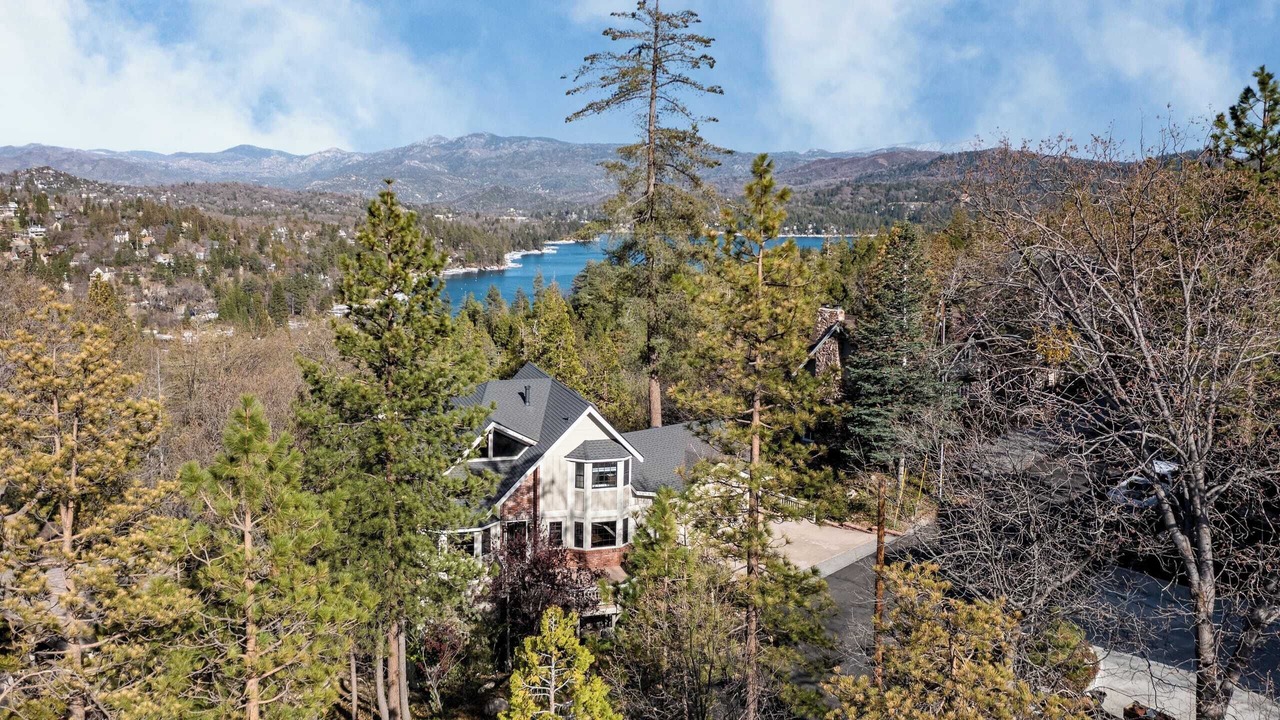 Photo of Others in Lake Arrowhead