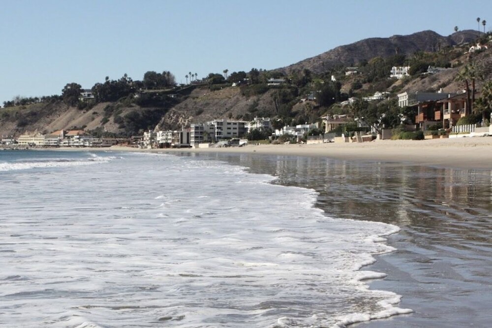 Photo of Others in Calabasas