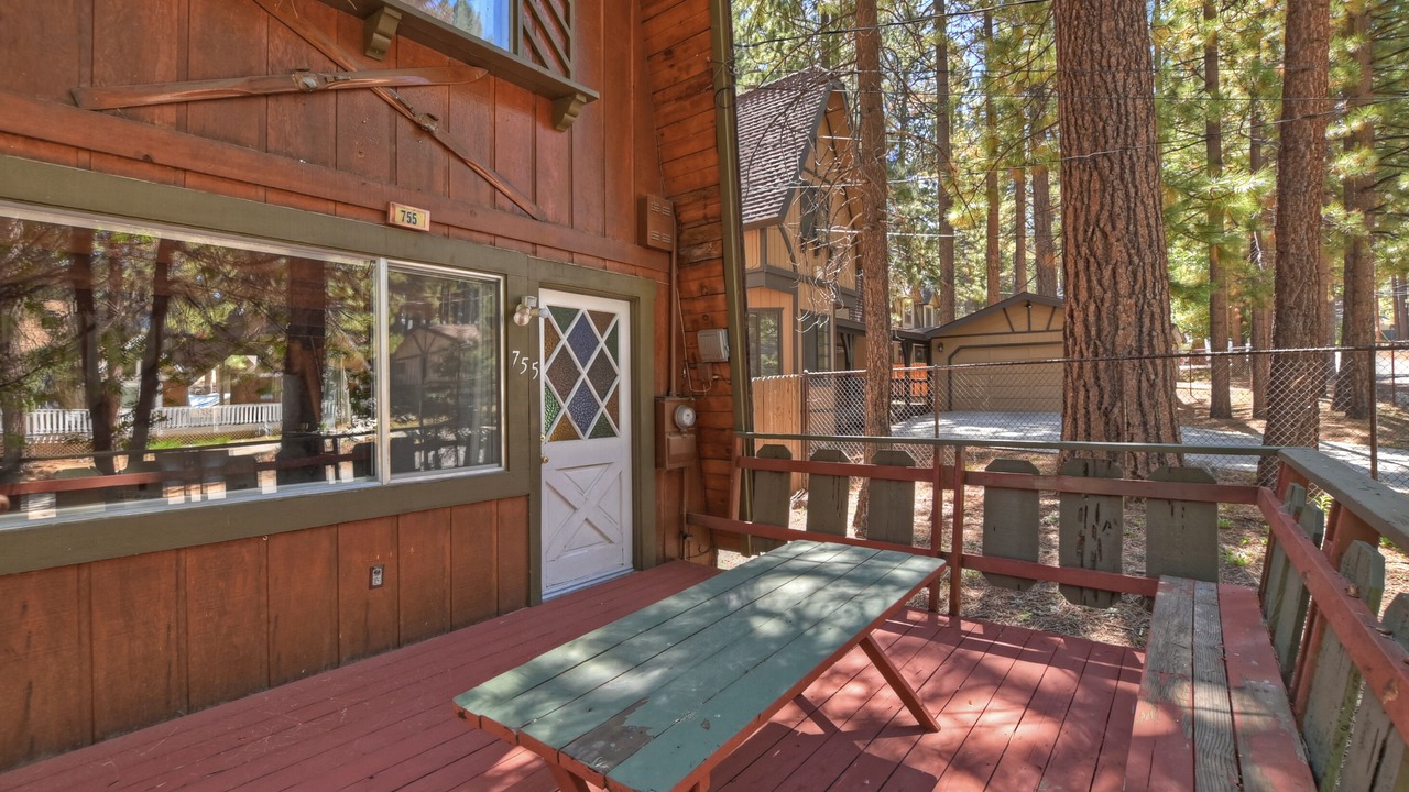 Photo of Outdoor in Summit Estates