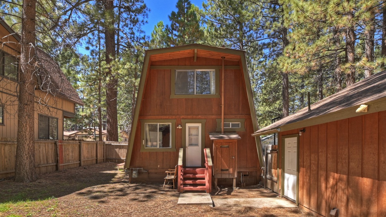 Photo of Outdoor in Summit Estates
