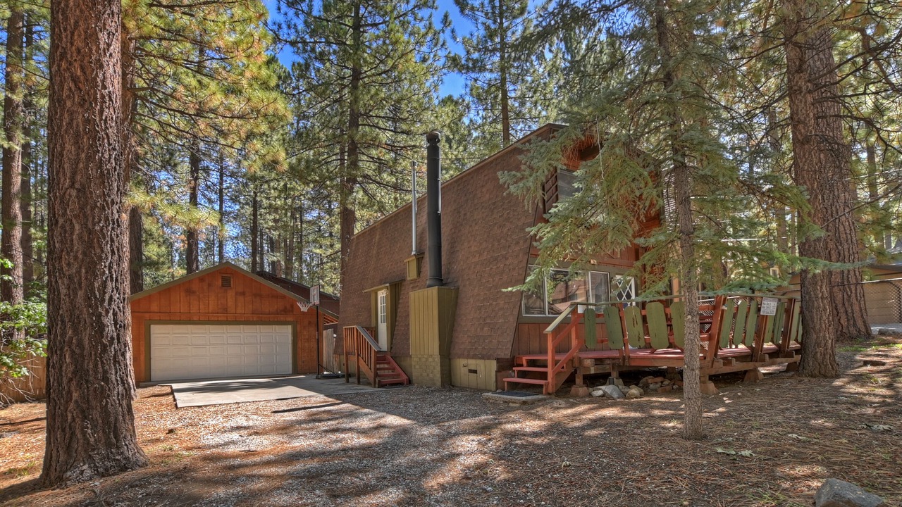 Photo of Outdoor in Summit Estates