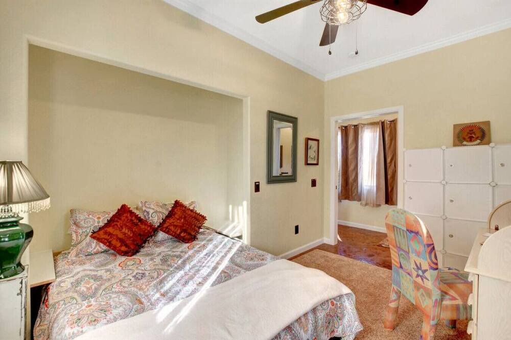 Photo of Others in Sunrise Manor
