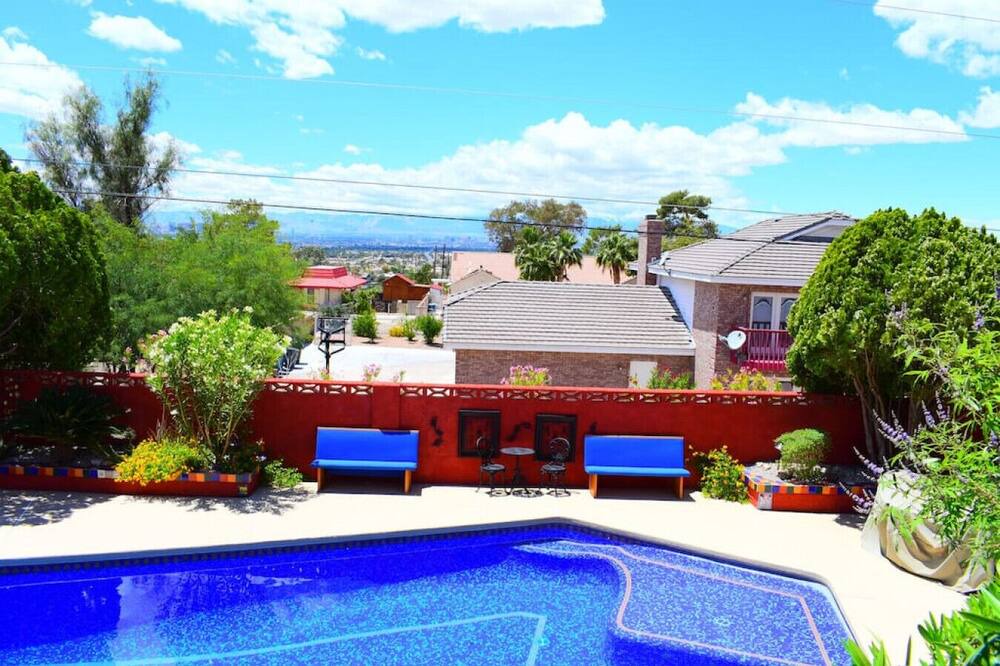 Photo of Outdoor in Sunrise Manor