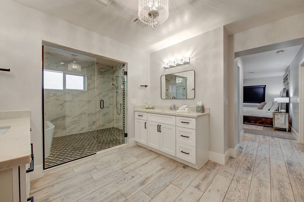Photo of Bathroom in Alhambra
