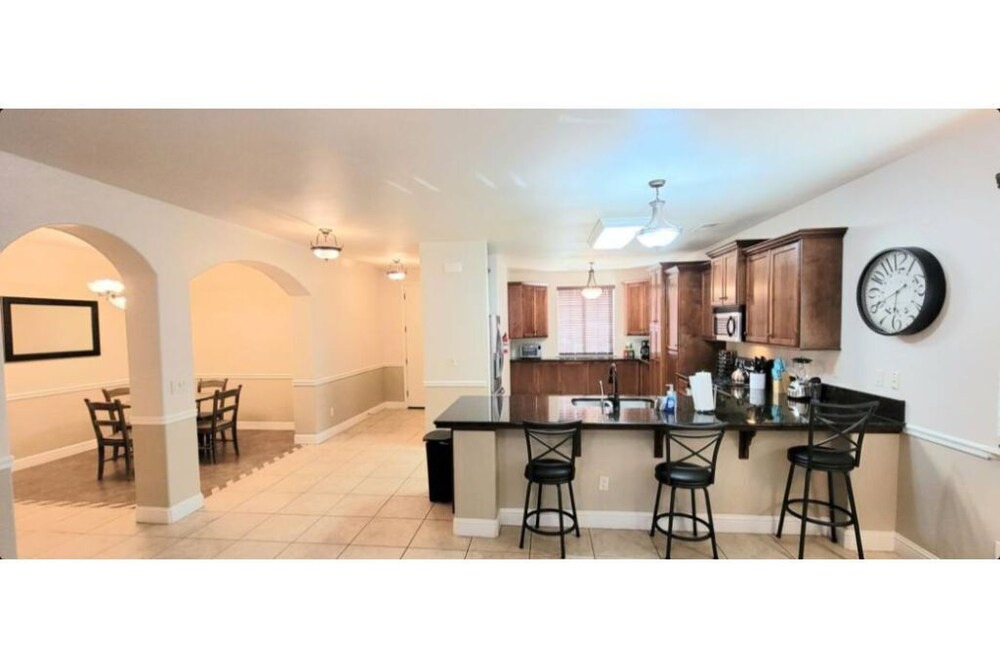 Photo of Kitchen in Roosevelt