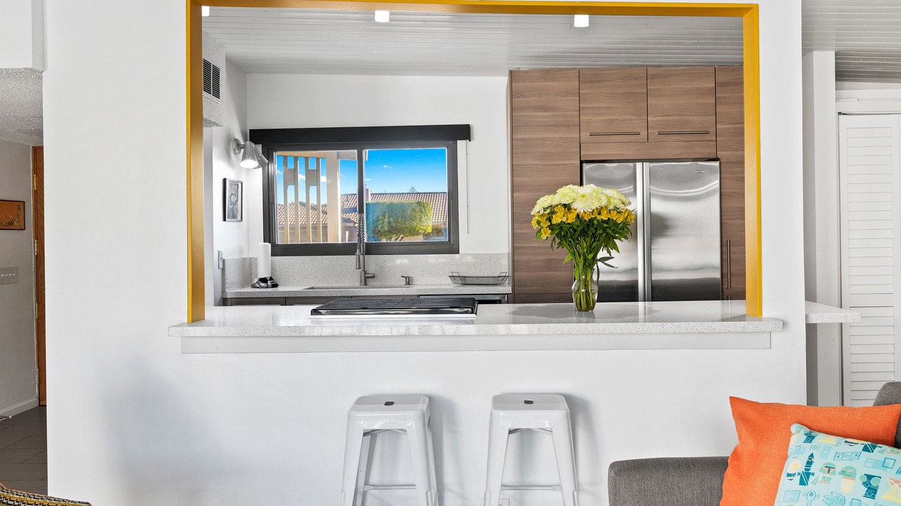 Photo of Kitchen in Racquet Club South