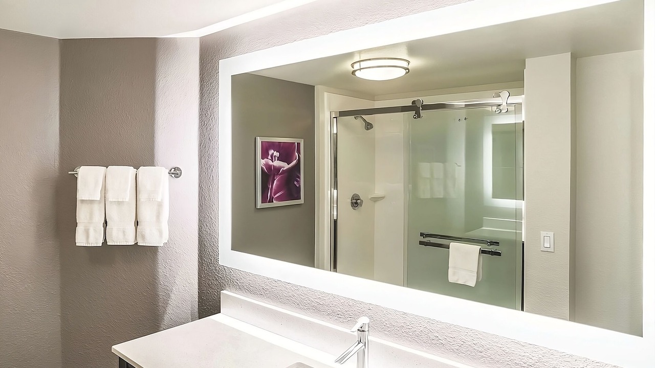 Photo of Bathroom in Woodlands Village