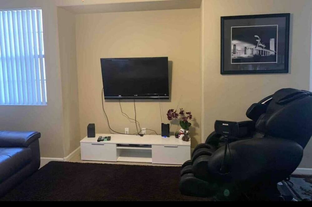Photo of Livingroom in Summerlin