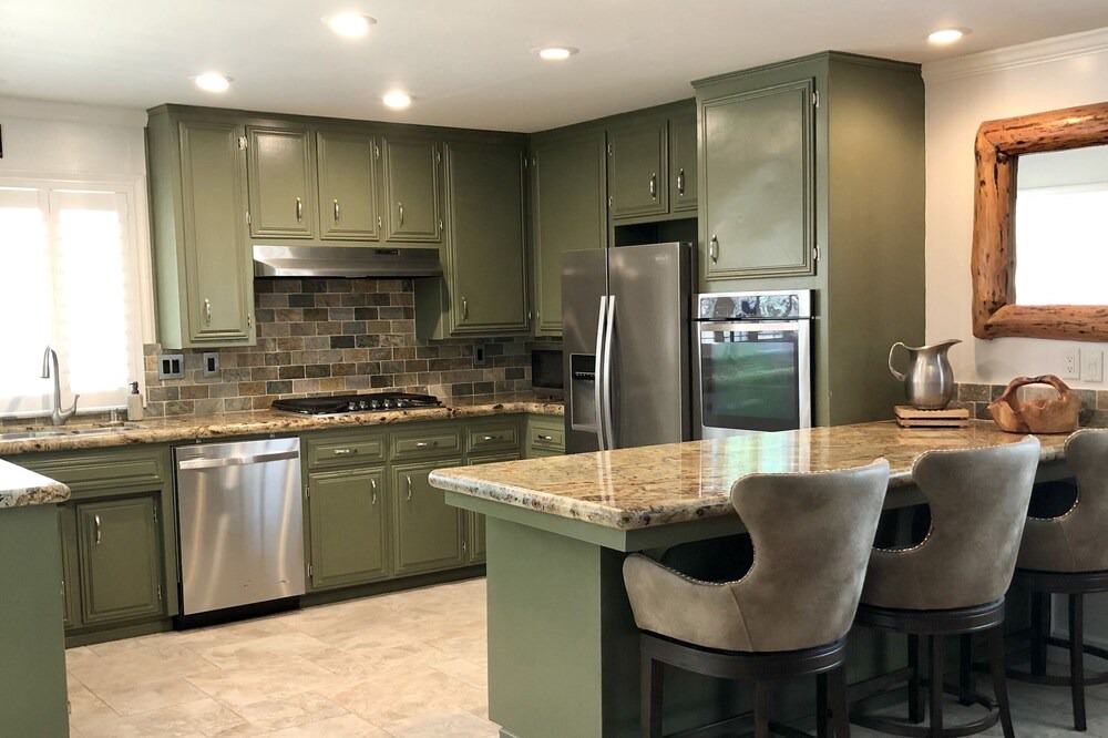 Photo of Kitchen in Kernville