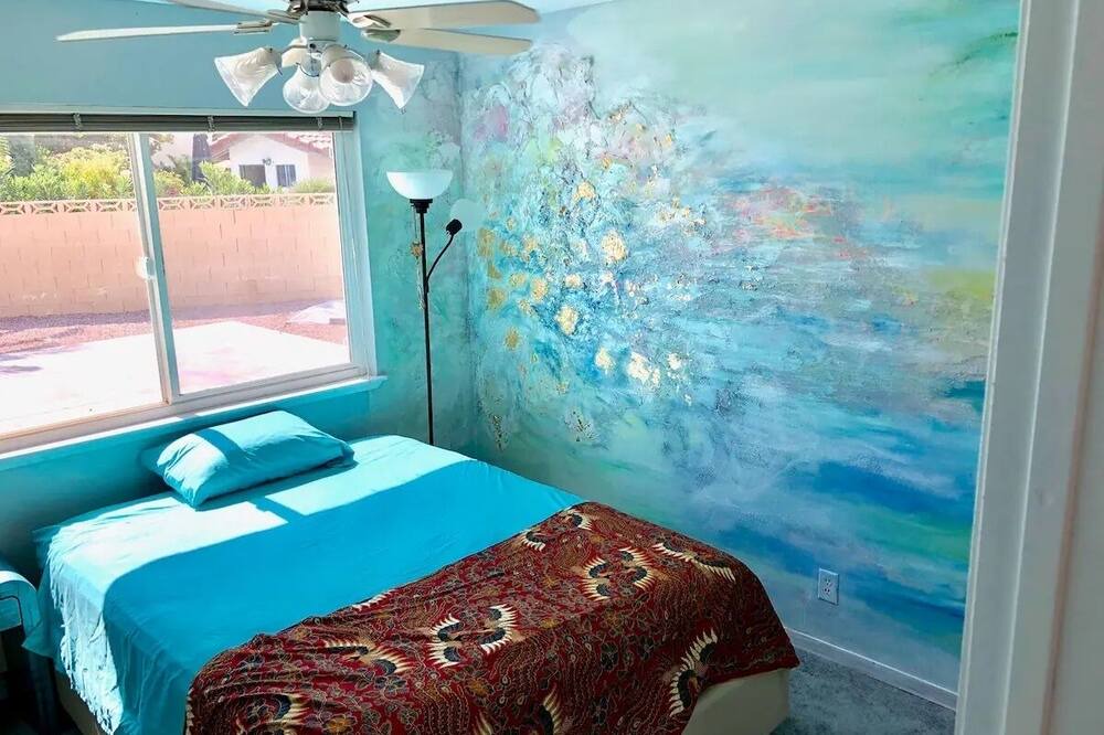 Photo of Bedroom in Chinatown