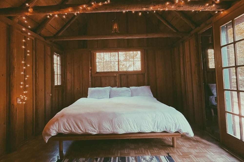 Photo of Bedroom in Altaville