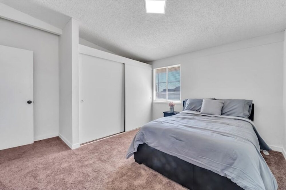 Photo of Bedroom in California City