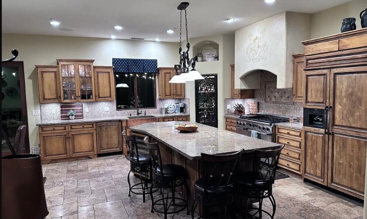 Photo of Kitchen in Crest