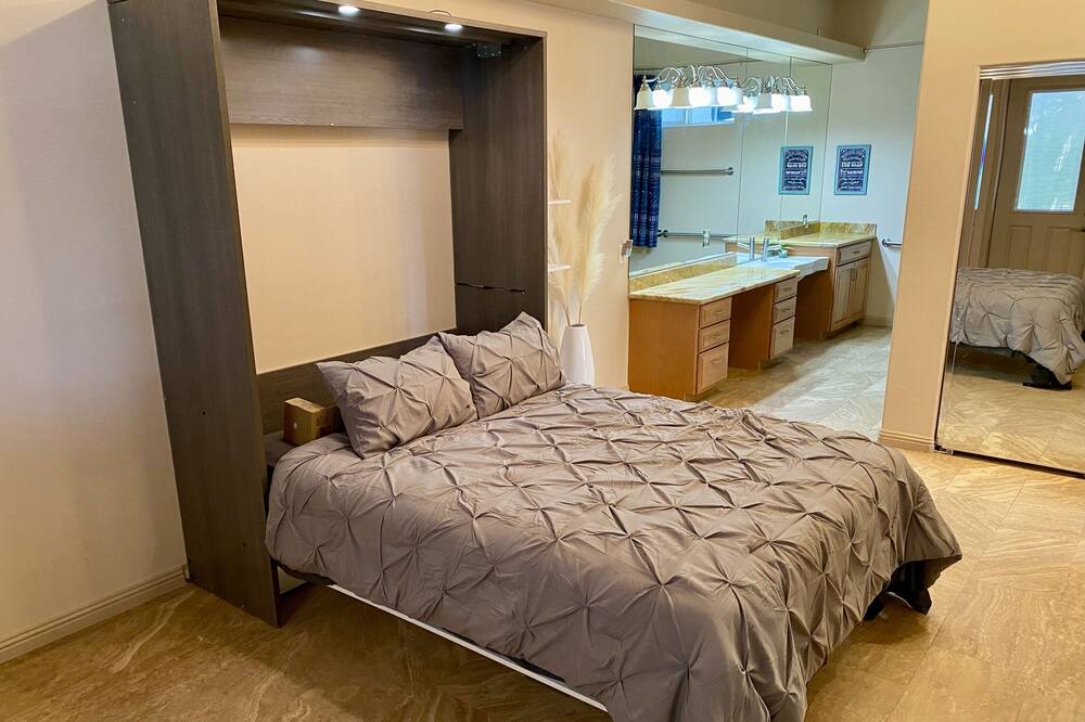 Photo of Bedroom in Centennial Hills