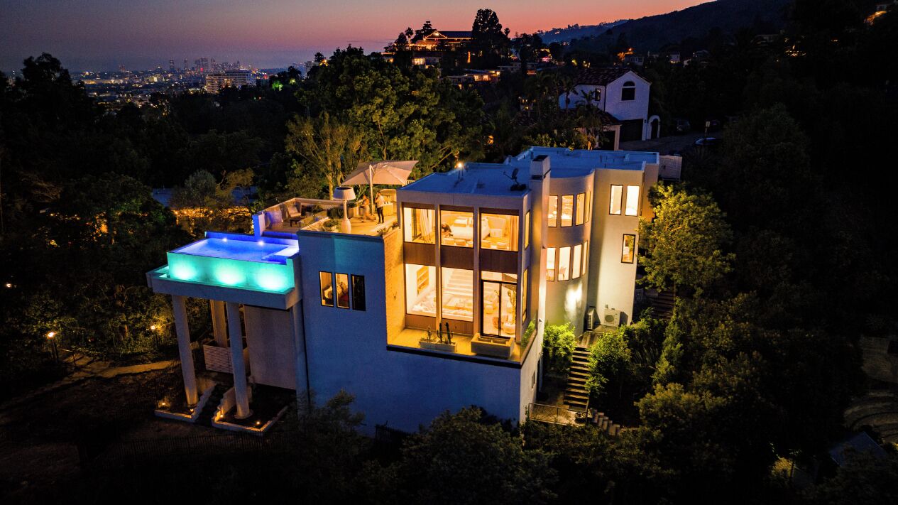 Photo of Outdoor in Hollywood Hills