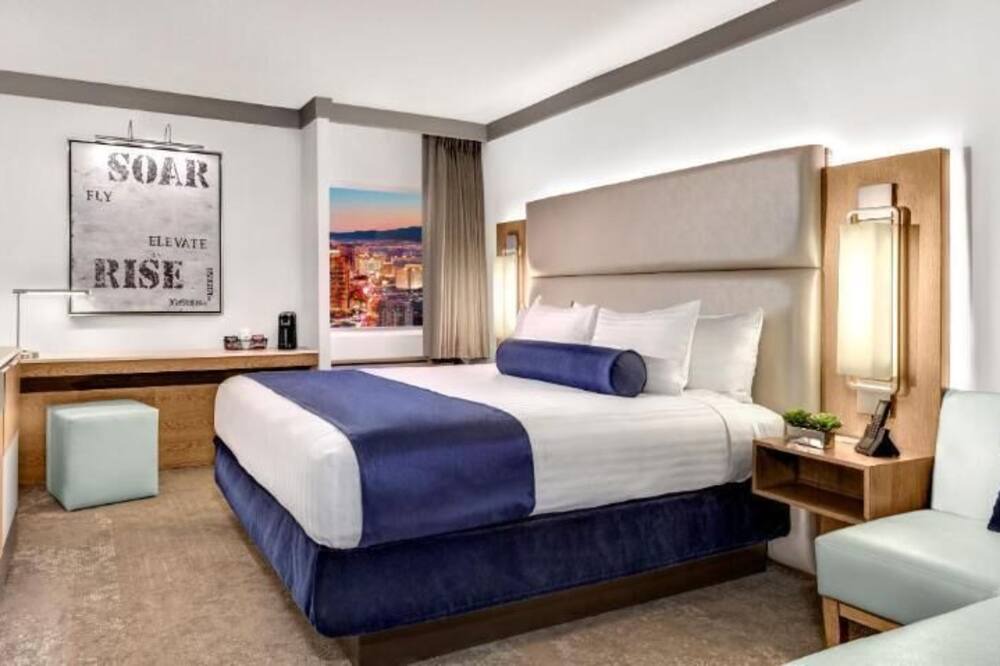 Photo of Bedroom in Gateway District