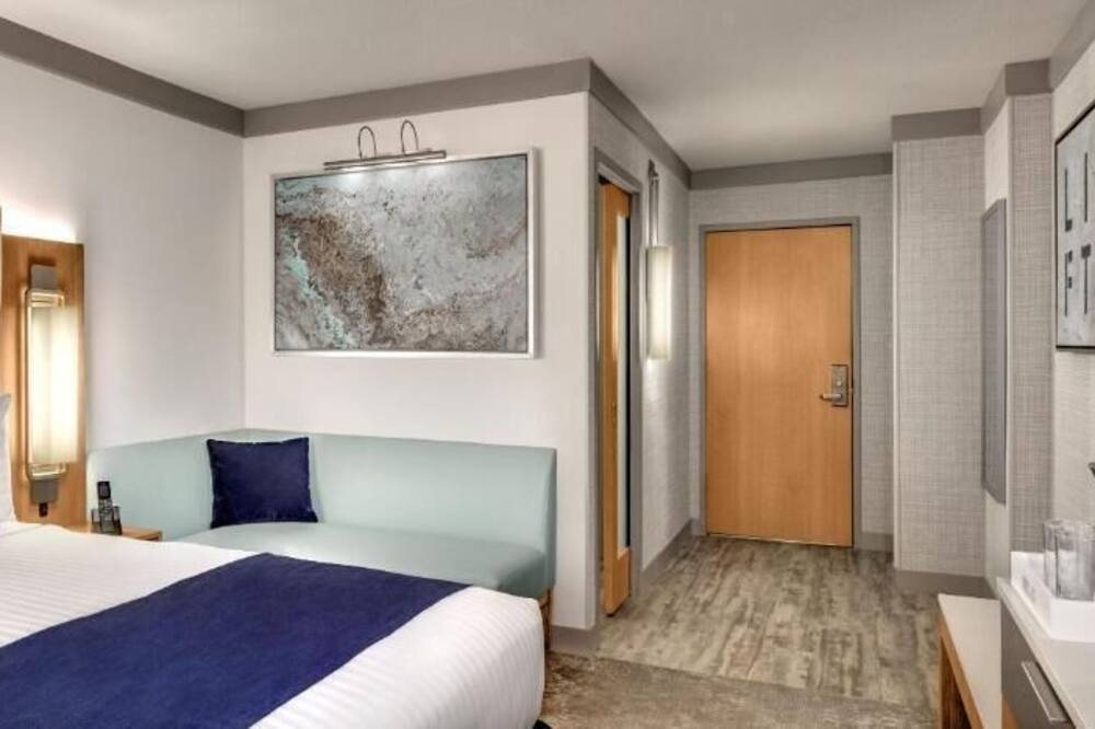 Photo of Bedroom in Gateway District