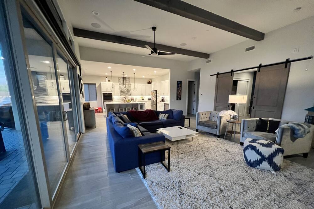 Photo of Livingroom in Pinnacle Peak