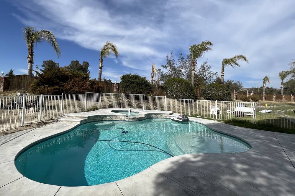 Photo of Outdoor in Bakersfield