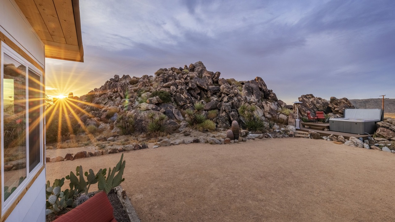 Photo of Patio Balcony in Panorama Heights