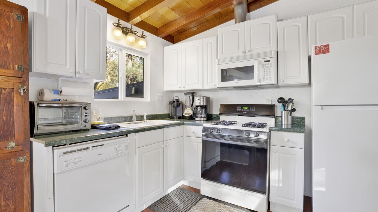 Photo of Kitchen in Upper Moonridge