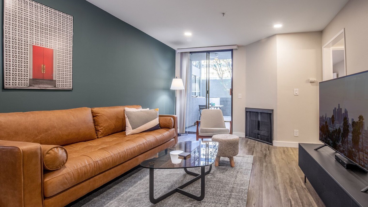 Photo of Livingroom in Sawtelle